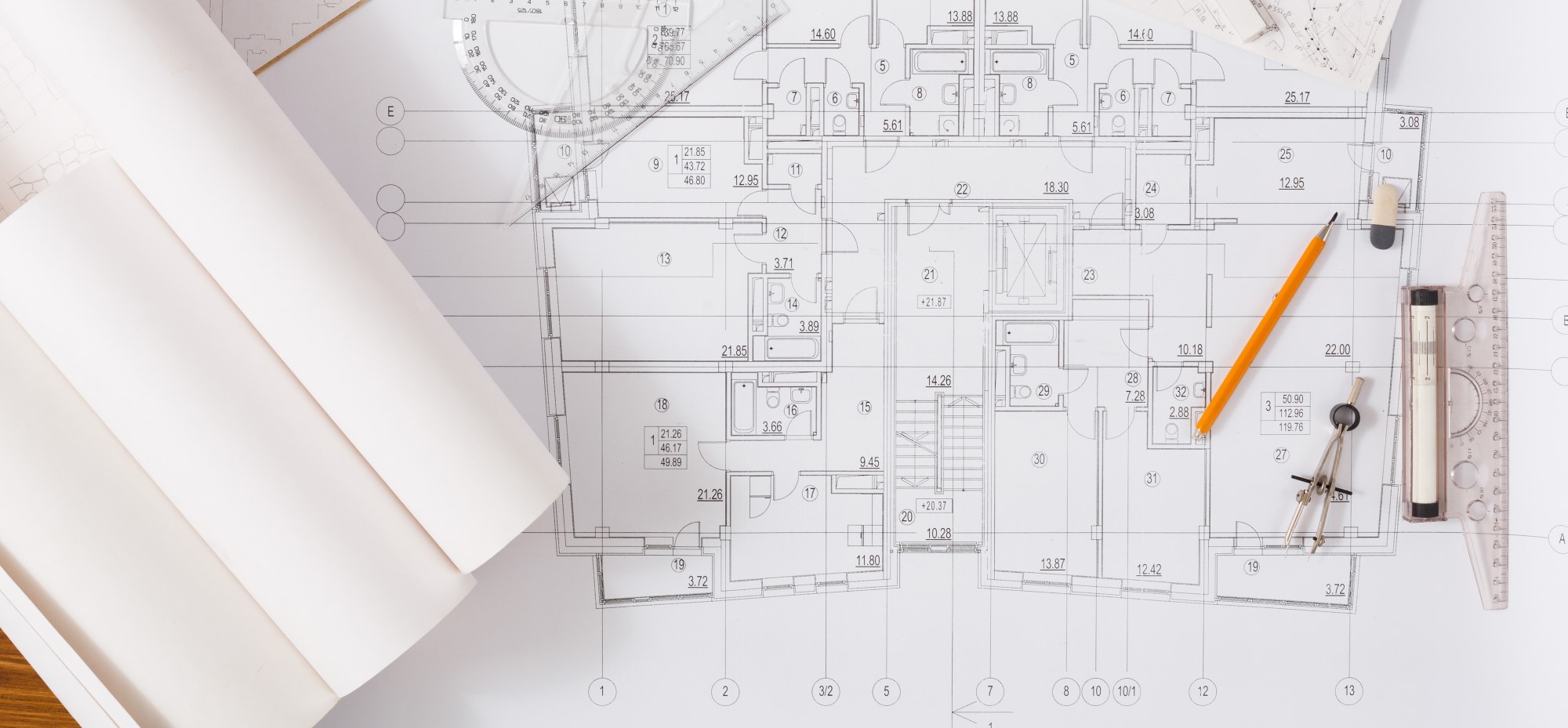 Notion de vice étranger aux règles d'urbanisme applicables au permis de construire 